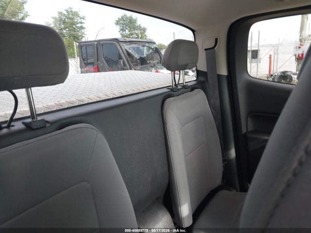 2017 CHEVROLET COLORADO 2WD WT 8
