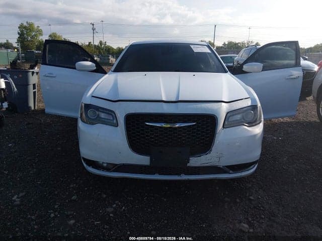 2018 CHRYSLER 300 300S AWD 6