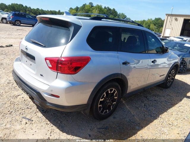 2019 NISSAN PATHFINDER SL 4