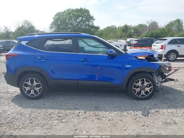2021 KIA SELTOS EX 14