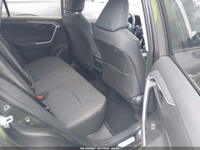 2024 TOYOTA RAV4 LE 8