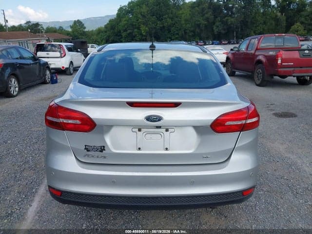 2017 FORD FOCUS SEL 17