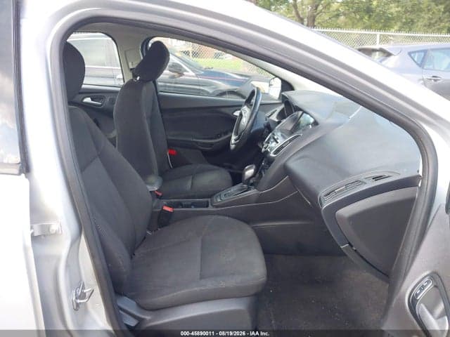 2017 FORD FOCUS SEL 5