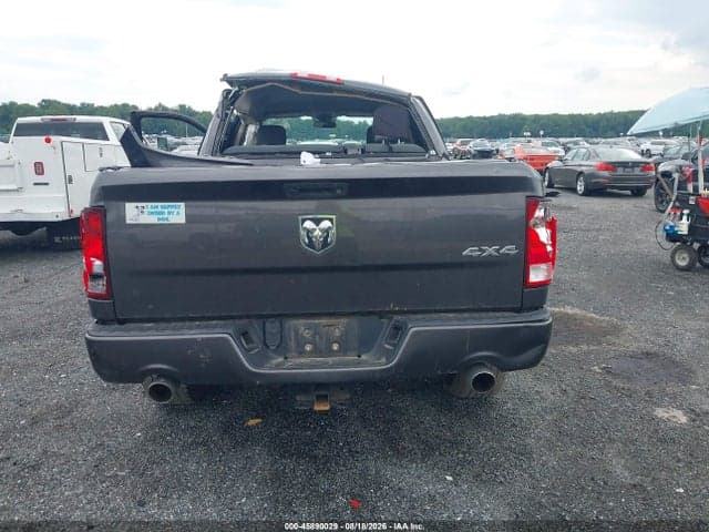 2017 RAM 1500 EXPRESS 4X4 5'7 BOX 15
