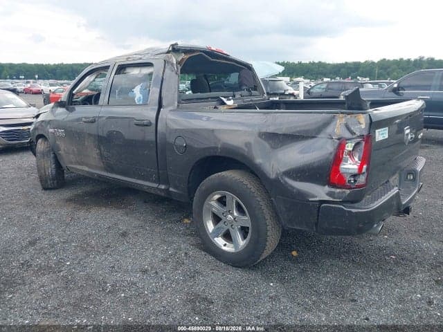 2017 RAM 1500 EXPRESS 4X4 5'7 BOX 3