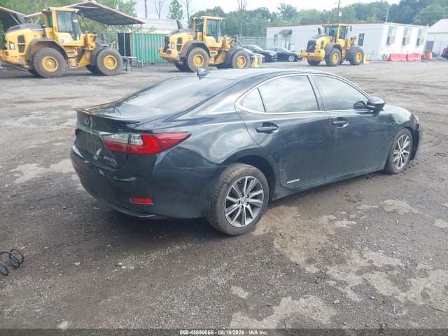 2017 LEXUS ES 300H 4