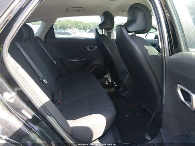 2026 KIA K4 LX 8