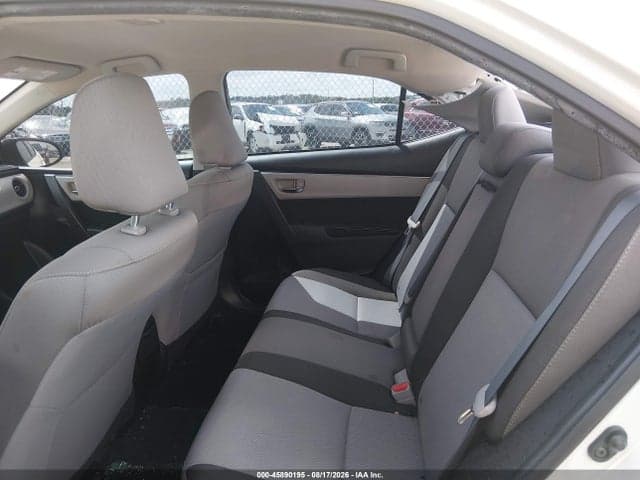 2017 TOYOTA COROLLA LE 8