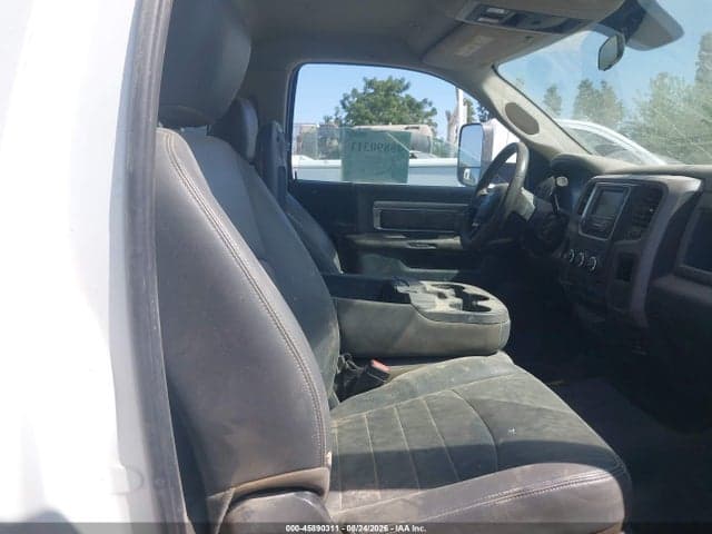 2017 RAM 4500 CHASSIS TRADESMAN/SLT 6