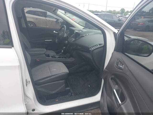 2017 FORD ESCAPE SE 5