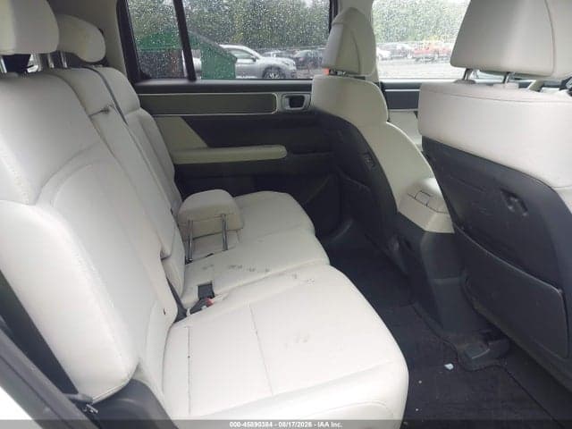 2025 HYUNDAI SANTA FE SE 8