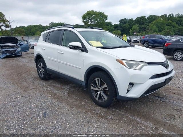 2018 TOYOTA RAV4 XLE 1