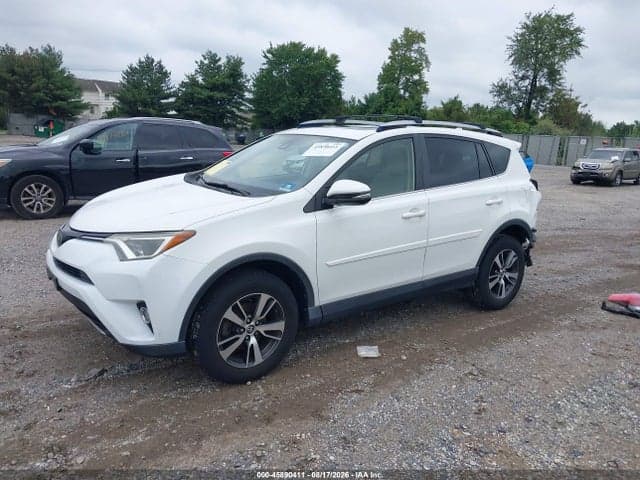 2018 TOYOTA RAV4 XLE 2