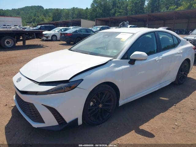 2026 TOYOTA CAMRY SE 2