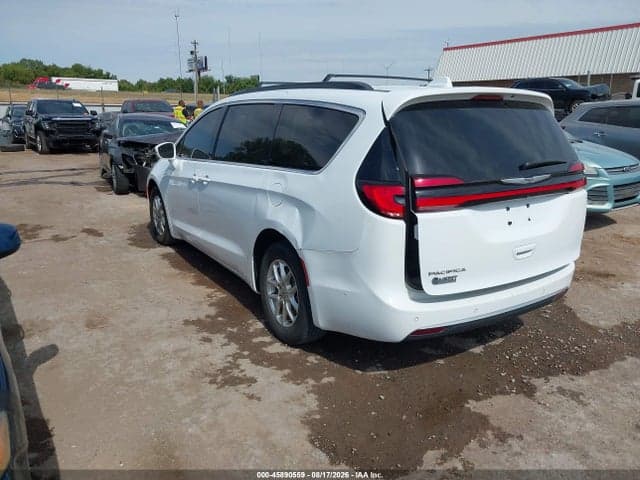 2022 CHRYSLER PACIFICA TOURING L 3