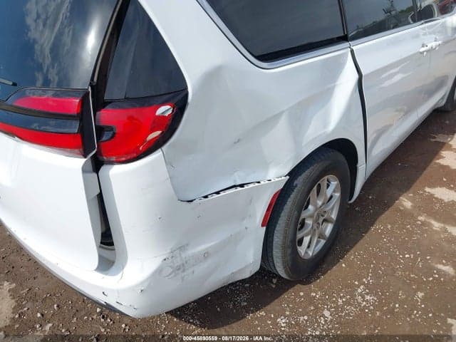 2022 CHRYSLER PACIFICA TOURING L 6