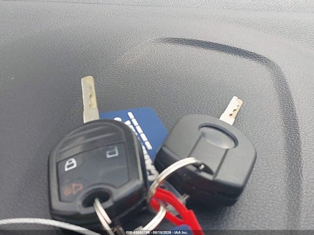 2017 FORD ESCAPE SE 11