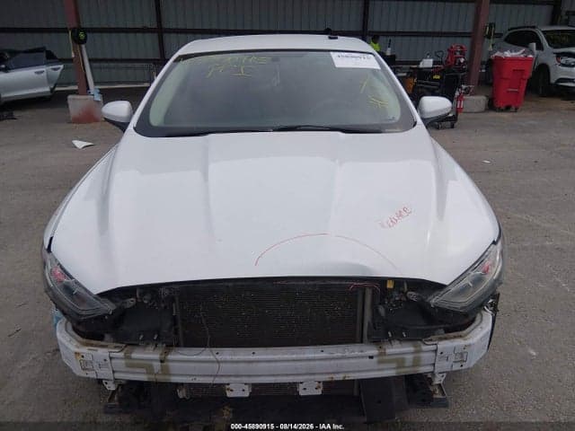 2017 FORD FUSION SE 13