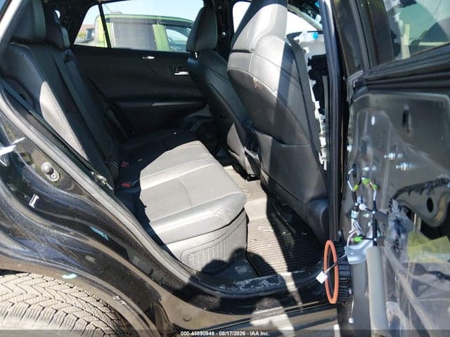 2021 TOYOTA VENZA XLE 8