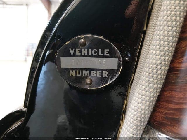 1949 PLYMOUTH SPECIAL DELUXE 9