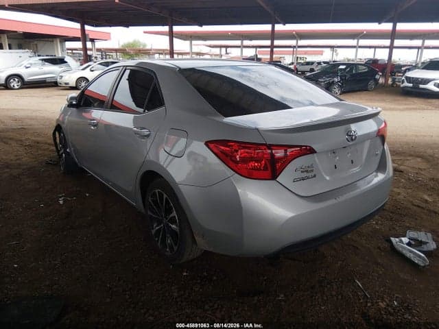 2019 TOYOTA COROLLA SE 3