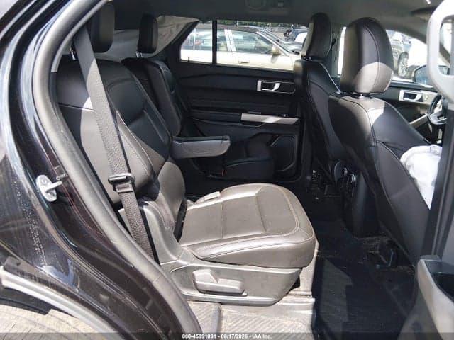 2023 FORD EXPLORER XLT 8