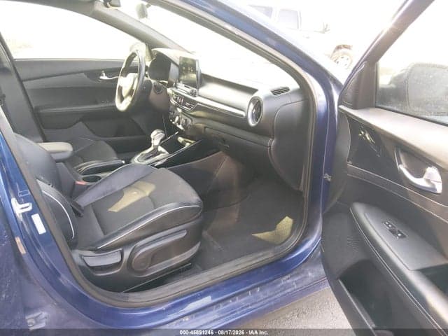 2021 KIA FORTE GT-LINE 5