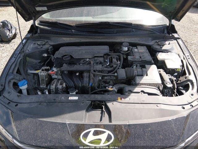 2024 HYUNDAI ELANTRA SE 10