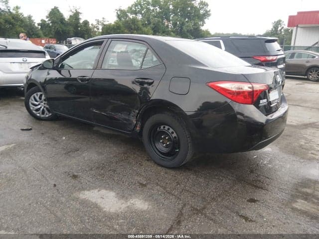 2018 TOYOTA COROLLA LE 3
