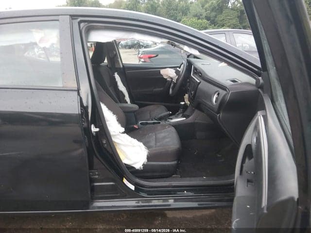 2018 TOYOTA COROLLA LE 5