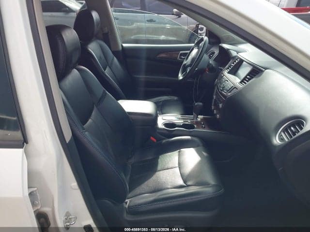 2017 NISSAN PATHFINDER PLATINUM 5