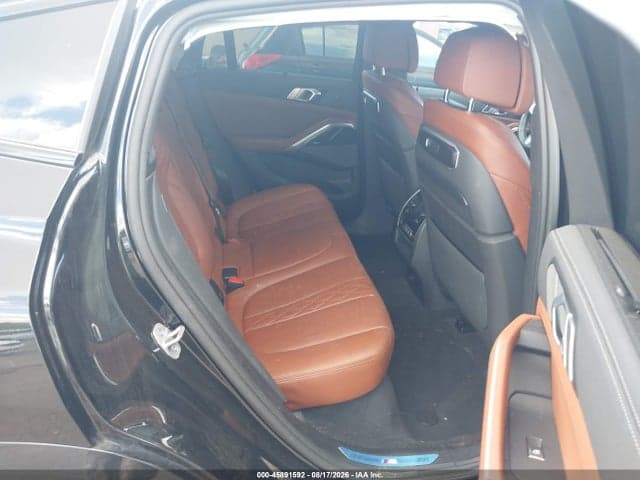 2025 BMW X6 XDRIVE40I 8