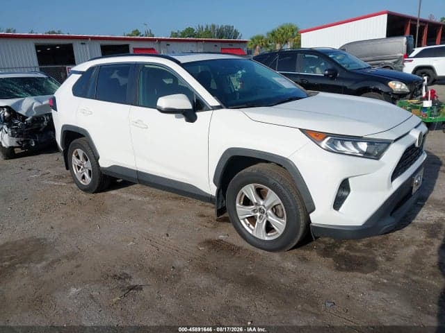 2019 TOYOTA RAV4 XLE 1
