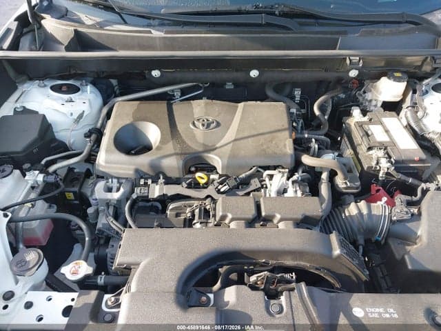 2019 TOYOTA RAV4 XLE 10