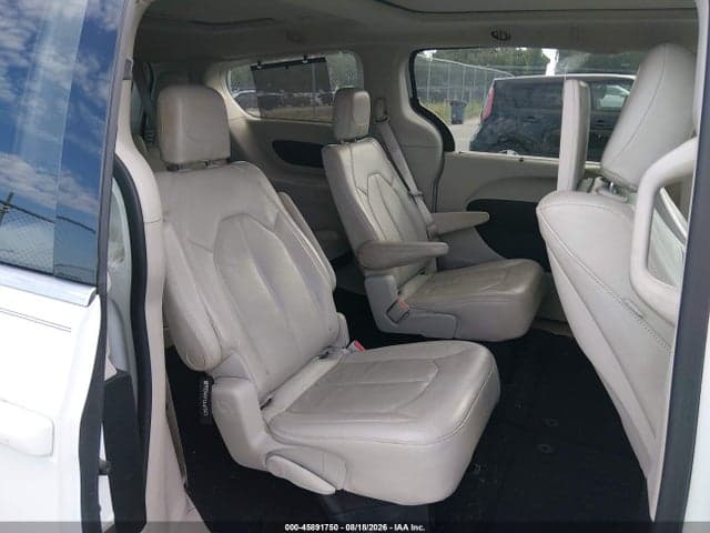2018 CHRYSLER PACIFICA TOURING L PLUS 8