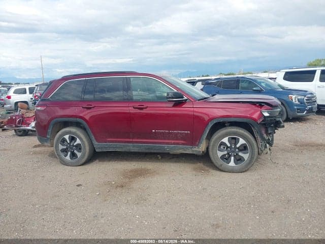 2024 JEEP GRAND CHEROKEE 4XE 13