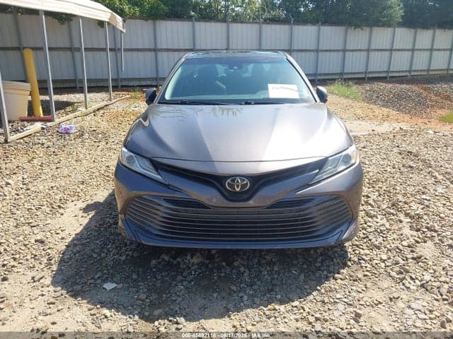 2018 TOYOTA CAMRY XLE 6
