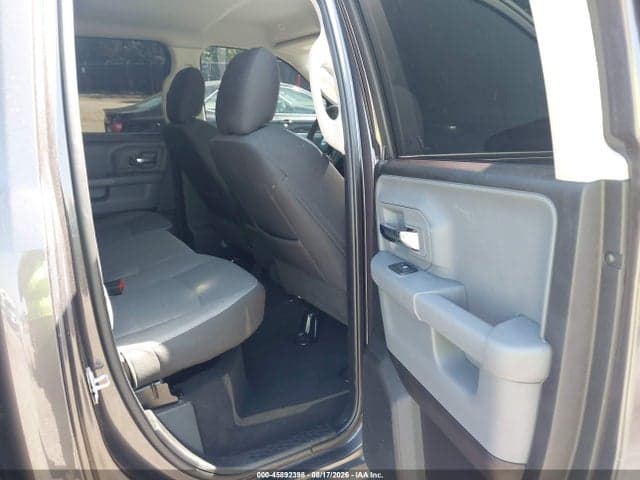 2024 RAM 1500 CLASSIC SLT 4X2 6'4 BOX 8
