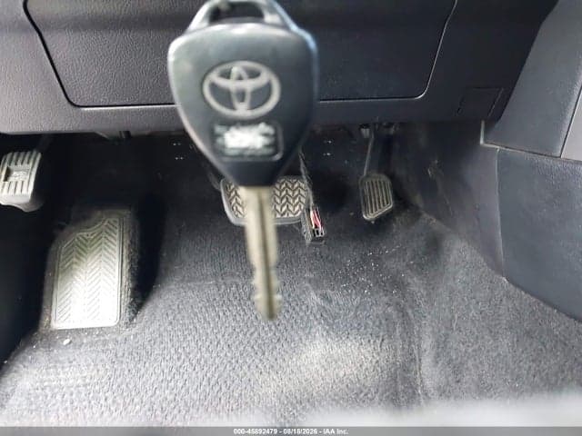 2017 TOYOTA 4RUNNER SR5 11