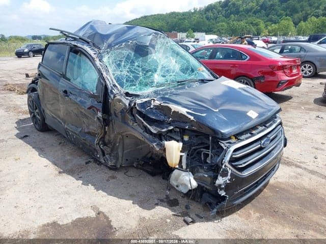 2017 FORD ESCAPE SE 1