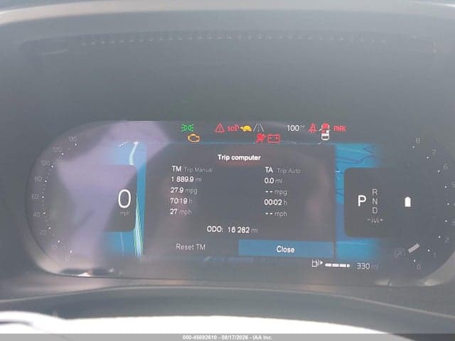 2025 VOLVO XC40 B5 PLUS DARK THEME 7