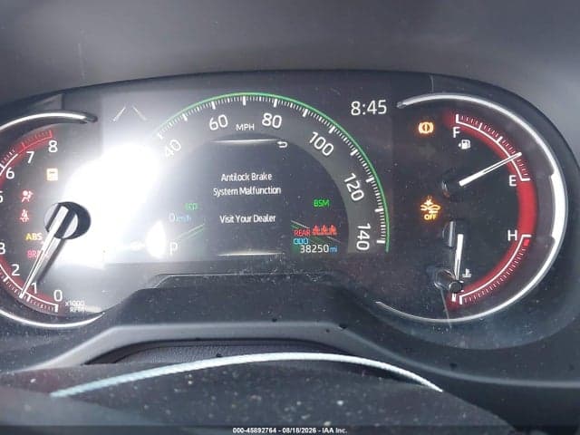 2025 TOYOTA RAV4 XLE 7
