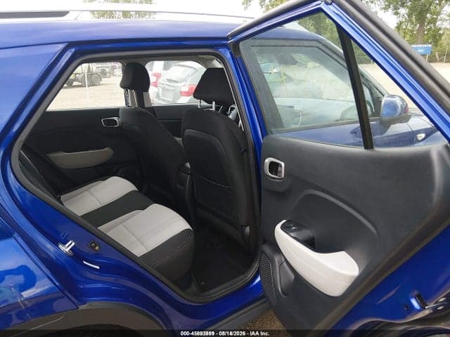 2022 HYUNDAI VENUE SEL 8