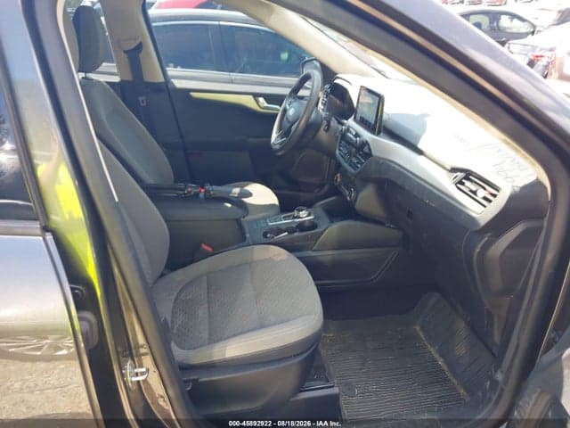 2020 FORD ESCAPE SE 5
