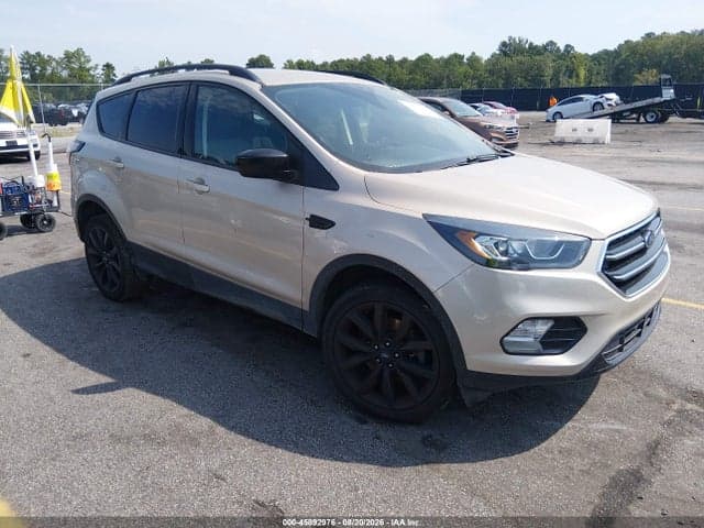 2018 FORD ESCAPE SE 1
