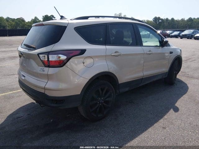 2018 FORD ESCAPE SE 4