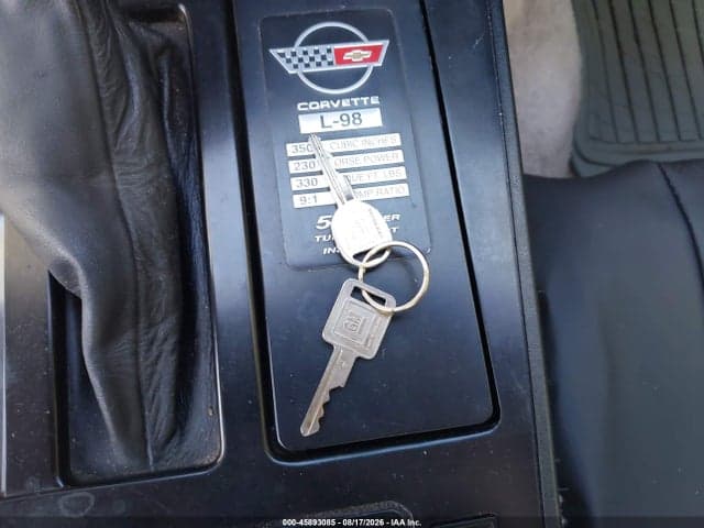 1985 CHEVROLET CORVETTE 11