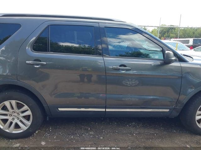 2018 FORD EXPLORER XLT 13
