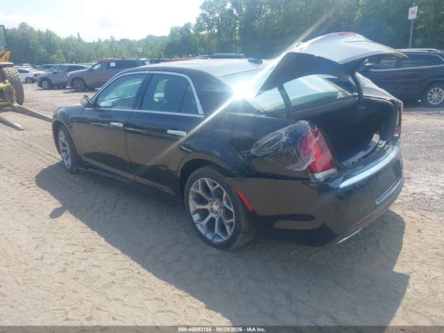 2020 CHRYSLER 300 300C 3