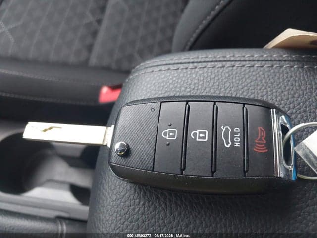 2022 KIA RIO 5-DOOR S 11